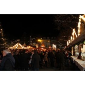 news_894_weihnachtsmarkttour_neuss_20.jpg
